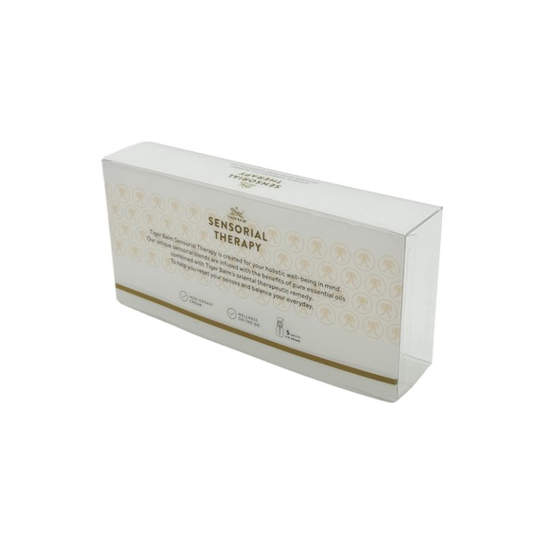 PET Box- custom packaging for corporate gifting in Singapore with custom logo branding. PET boxes are lightweight, transparent packaging made from durable, recyclable plastic material.