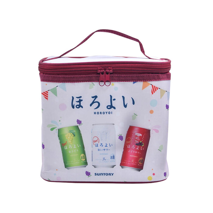 Cooler Bag - branded bags and pouches for corporate gifting in Singapore with custom logo branding. The Cooler Bag is an insulated, durable bag that keeps your food and drinks cool for extended periods.