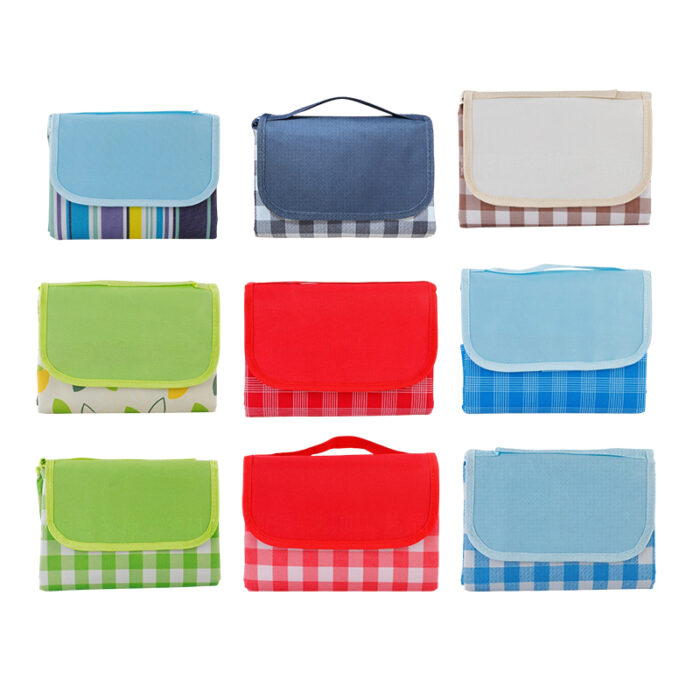 Foldable Picnic Mat - Events & Promo corporate gifts for corporate gifting in Singapore with custom logo branding.Perfect for outdoor outings, offering comfort and convenience. Tt easy to carry and ideal for picnics, beach trips, or camping.