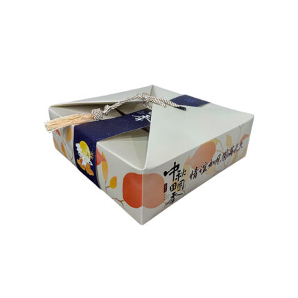 White Card Box - custom packaging for corporate gifting in Singapore with custom logo branding. Custom white card boxes offer a sleek, professional packaging solution that can be tailored with branding or unique designs.