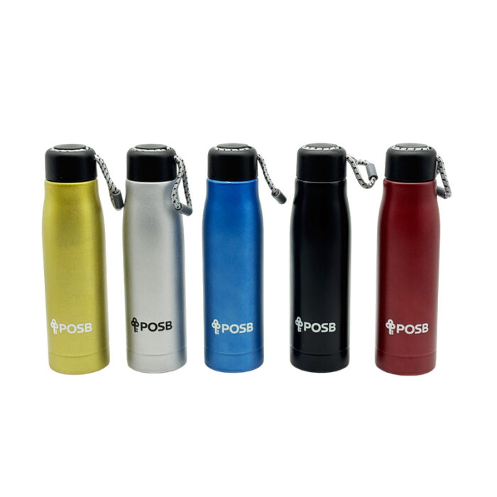 Sports Bottle- branded drinkware for corporate gifting in Singapore with custom logo branding.This durable stainless steel sport bottle keeps drinks hot or cold for hours.