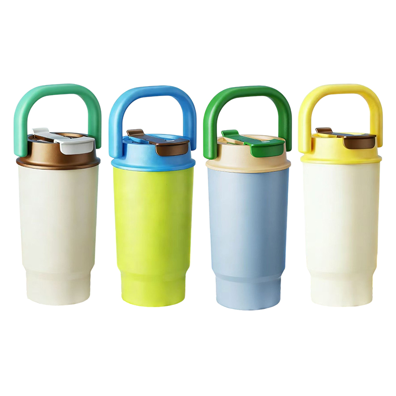 Two tone water bottle - Drinkware corporate gifts for corporate gifting in Singapore with custom logo branding. Two tone water bottle features a beautiful dual-color look that stands out in any crowd.